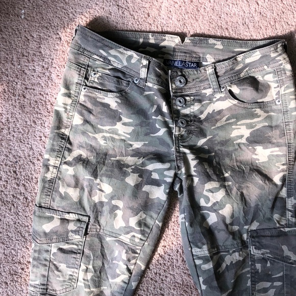 Army print jeans! - Picture 2 of 4